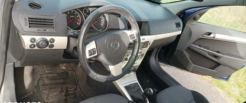 Opel Astra cena 10200 przebieg: 180000, rok produkcji 2008 z Jaworzno małe 22
